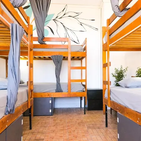 Ocean Nomads Coworking Hostel Arona